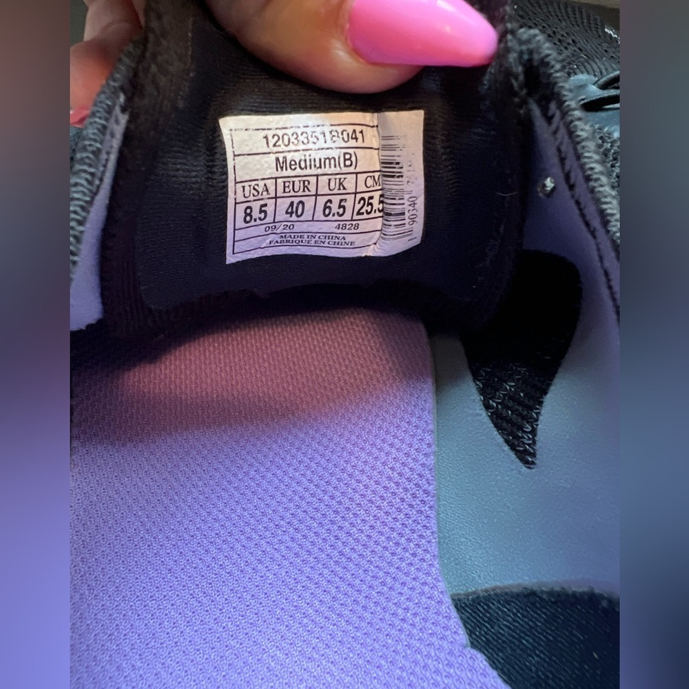 Brooks Levitate 4 Black Women Size 8.5 - Picture 7 of 9
